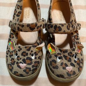 Harper Canyon Leopard Print Maryjanes in Girls Size 9